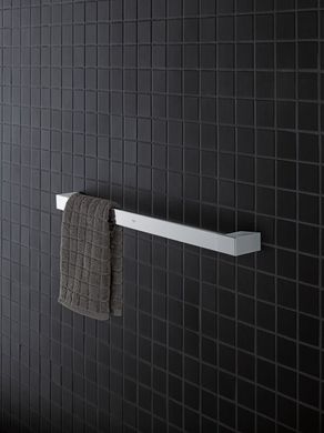 Фото Поручень-полотенцедержатель для ванной Grohe Selection Cube 40807000