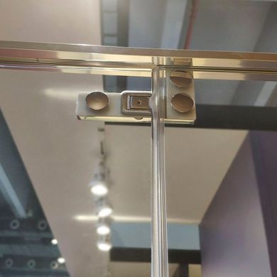 Фото Душевая кабина Eger FREEZ 599-180R/1 распашная, правая, 90*90*200см (стекла + двери), хром, прозрачное стекло